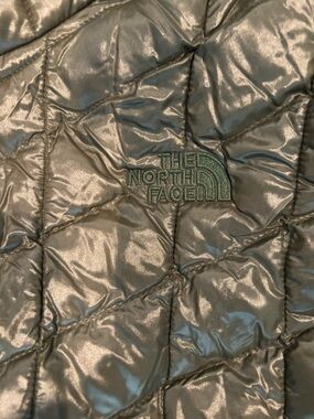 The North Face Olive / Army Green Quilted thermoball  Jacket